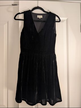 Jack Wills Black Velvet V-Neck Mini Dress